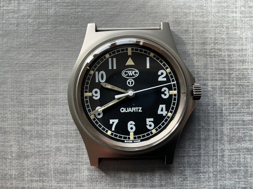 Orologio come nuovo basso - come, e